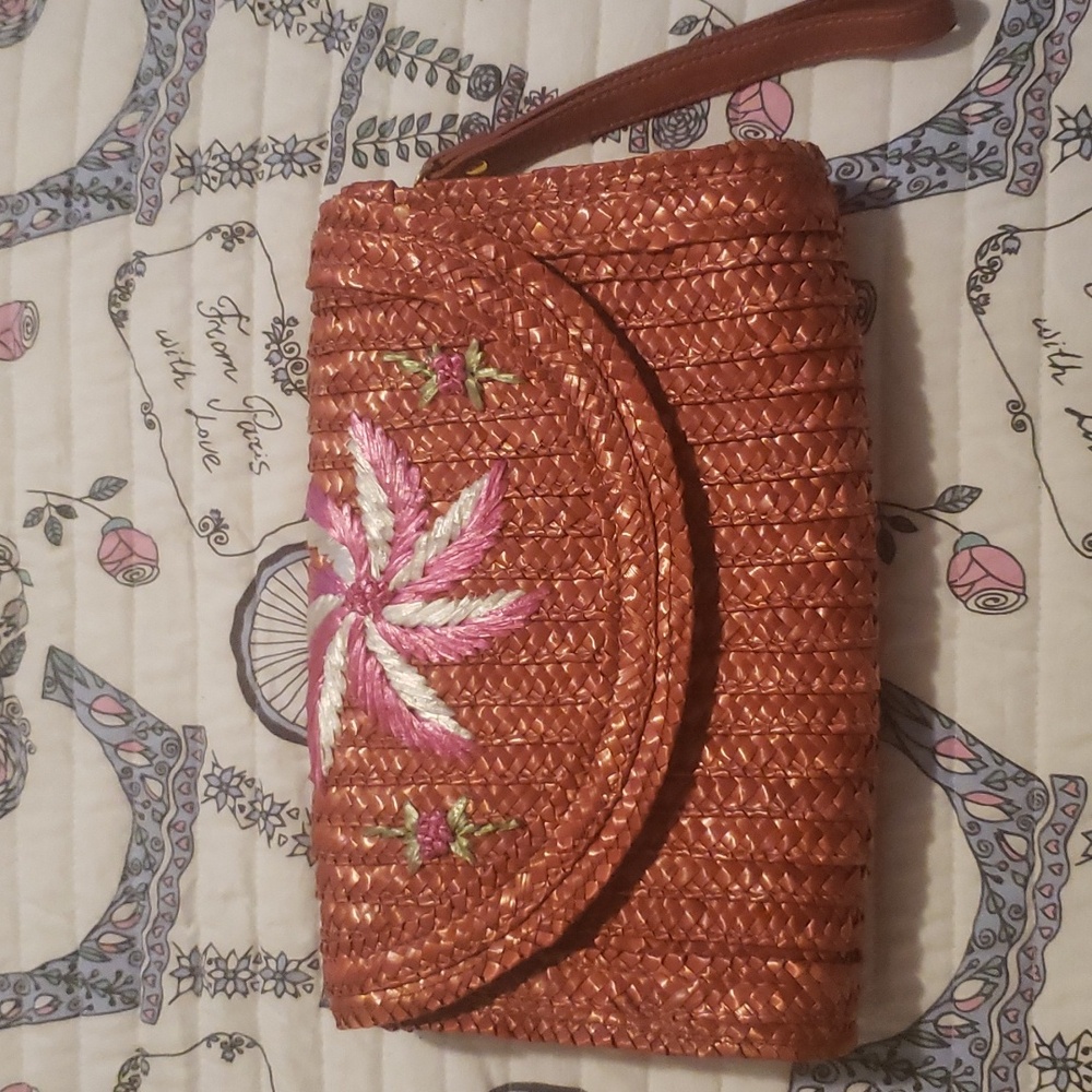 Wicker clutch with strap NWOT maroon colored.